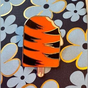 Disney Pins - Tigger Ice Cream Bar Popsicle Mystery Series Winnie the Pooh 2018